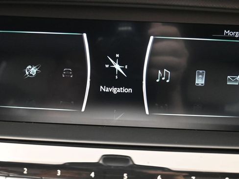 Used 2021 Rolls-Royce Cullinan Black Badge AWD/4WD image 16