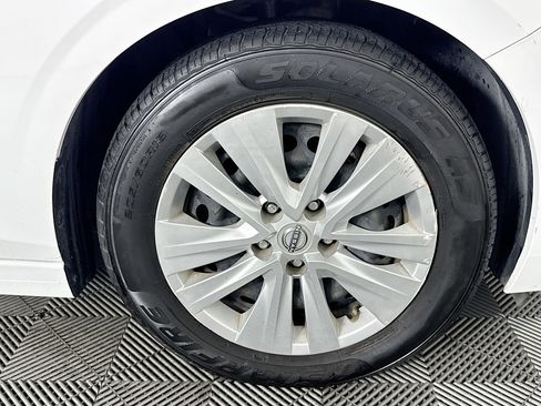 Used 2024 Nissan Sentra S FWD image 31