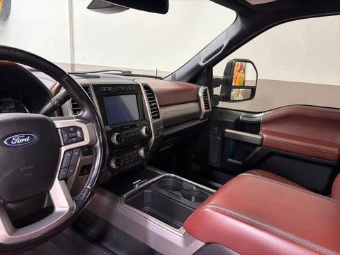 Used 2018 Ford F250 Platinum w/ Platinum Ultimate Package AWD/4WD image 14