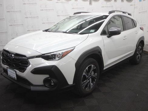 Used 2024 Subaru Crosstrek 2.0i Premium image 1