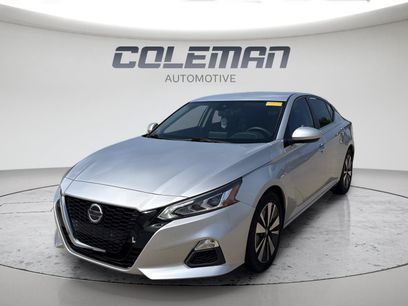 Used 2021 Nissan Altima 2.5 SV