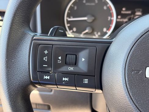 Certified 2024 Nissan Rogue S FWD image 28