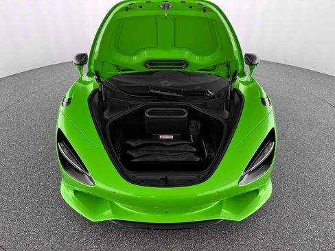 New 2026 McLaren 750S image 36