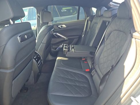 Used 2025 BMW X6 xDrive40i w/ Climate Comfort Package AWD/4WD image 9