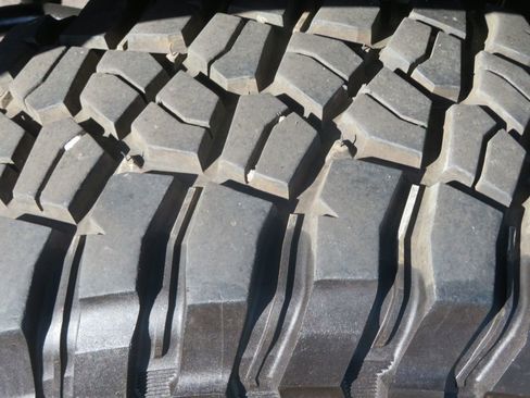 Used 2017 Jeep Wrangler Sport image 16