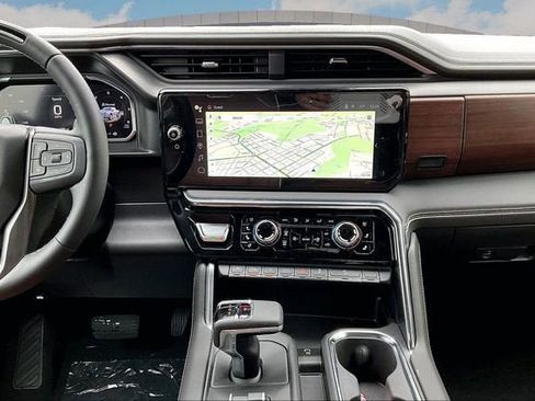 New 2026 GMC Sierra 1500 Denali Ultimate AWD/4WD image 8