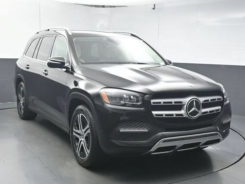 Used 2021 Mercedes-Benz GLS 450 4MATIC image 2