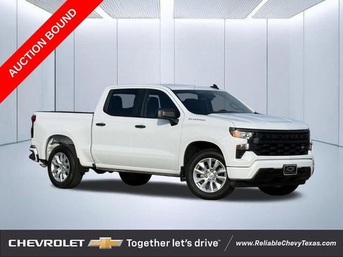 Used 2024 Chevrolet Silverado 1500 Custom RWD image 1