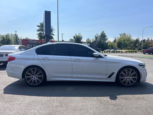 Used 2017 BMW 540i RWD image 25