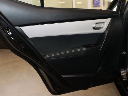 Used 2019 Toyota Corolla LE image 21