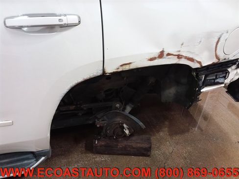 Used 2015 Chevrolet Tahoe LTZ image 18