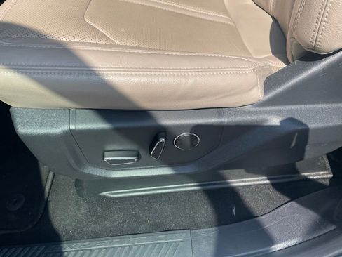 Used 2024 Ford Expedition Max Limited RWD image 10