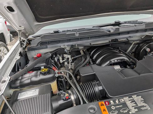 Used 2018 Chevrolet Silverado 1500 LT w/ Texas Edition AWD/4WD image 24
