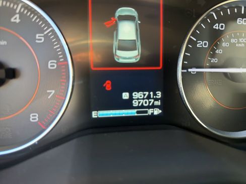 Used 2023 Subaru Crosstrek 2.5i Limited w/ Moonroof Package image 3