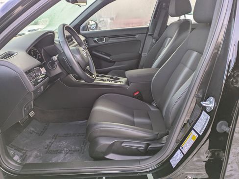 Certified 2025 Honda Civic Sport image 12