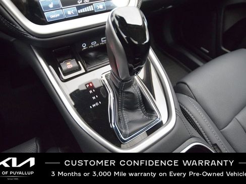 Used 2025 Subaru Outback Limited image 24