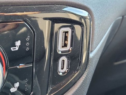 New 2026 GMC Sierra 1500 Elevation image 17