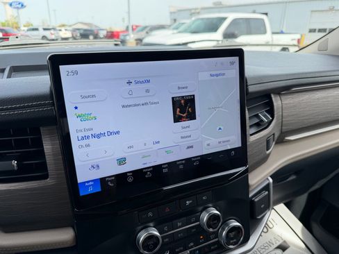 Used 2024 Ford Expedition Max Limited image 22