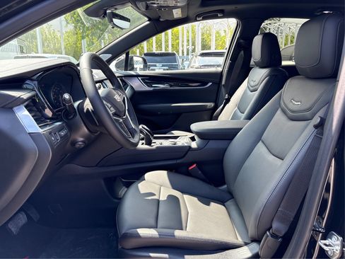 New 2026 Cadillac XT5 Premium Luxury FWD image 9