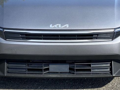 New 2026 Kia K4 LXS image 27