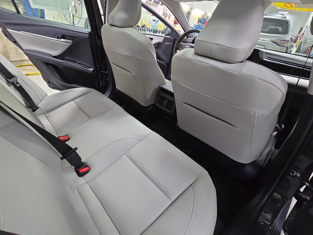 Used 2026 Toyota Camry XLE w/ Premium Plus Package AWD/4WD image 14