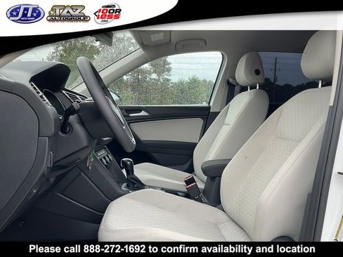 Used 2021 Volkswagen Tiguan S image 10