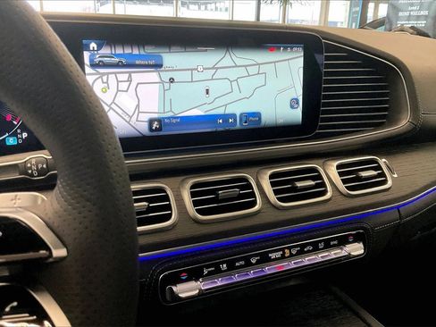 New 2025 Mercedes-Benz GLS 450 4MATIC image 7