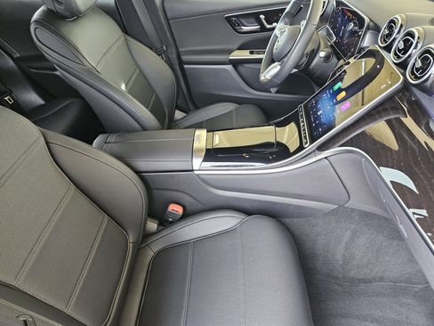 Certified 2025 Mercedes-Benz GLC 300 image 14