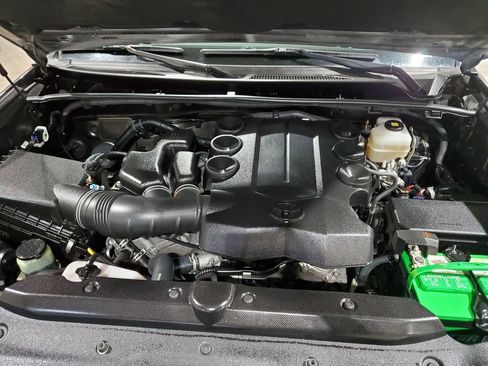 Used 2018 Toyota 4Runner Limited image 46