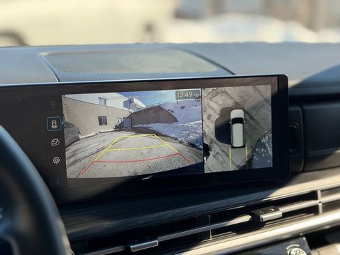 Used 2025 Hyundai Santa Fe Limited image 19