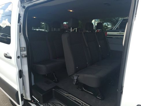 Used 2017 Ford Transit 150 XL RWD image 12
