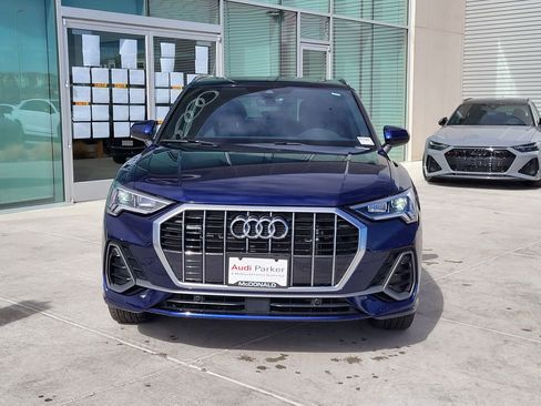 Certified 2023 Audi Q3 2.0T Premium w/ Convenience Package image 5