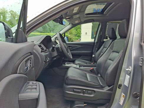 Certified 2023 Honda Ridgeline RTL image 13
