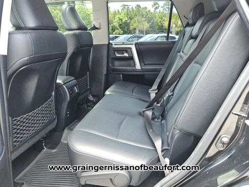 Used 2018 Toyota 4Runner Limited AWD/4WD image 4