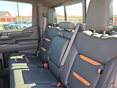 New 2026 GMC Sierra 1500 AT4 w/ Technology Package image 13