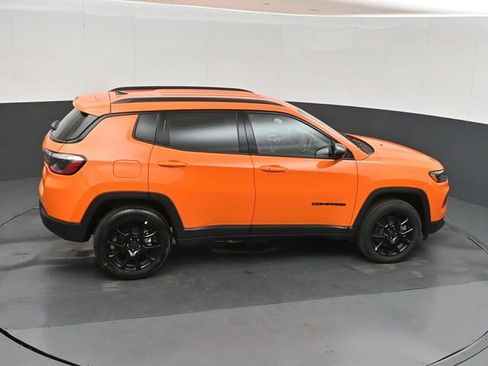 New 2026 Jeep Compass Latitude AWD/4WD image 31