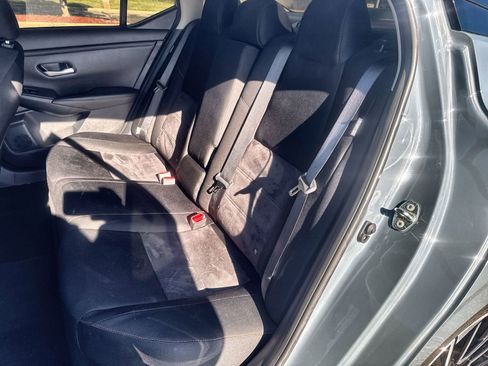 Certified 2025 Nissan Sentra SR FWD image 14