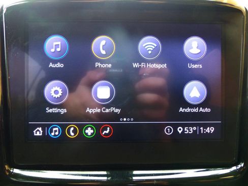 Used 2020 Chevrolet Traverse LT image 29