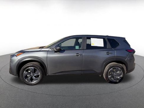 Used 2025 Nissan Rogue SV FWD image 9