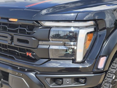 Used 2025 Ford F150 Raptor w/ Equipment Group 803A Raptor R AWD/4WD image 6