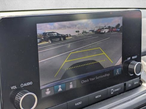 Used 2023 Honda Accord EX image 11