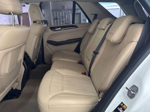 Used 2018 Mercedes-Benz GLE 350 4MATIC image 18