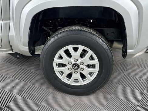 Certified 2024 Toyota Tacoma SR5 image 26