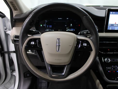 Used 2022 Lincoln Corsair Grand Touring w/ Elements Technology Bundle image 9