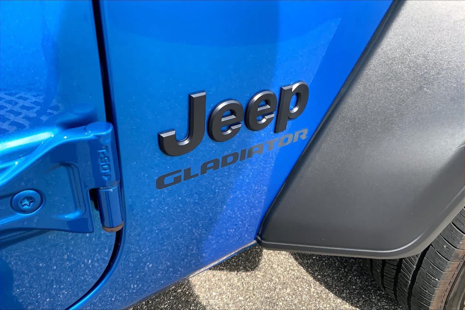 Used 2020 Jeep Gladiator Sport w/ Quick Order Package 23S AWD/4WD image 10