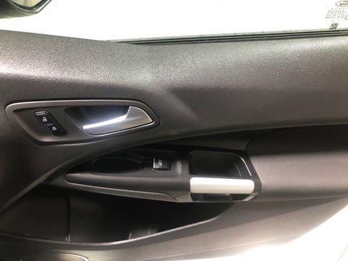 Used 2016 Ford Transit Connect XLT image 14