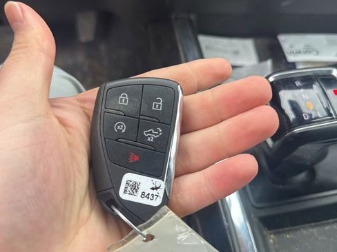 Used 2023 Chevrolet Silverado 1500 LTZ image 25