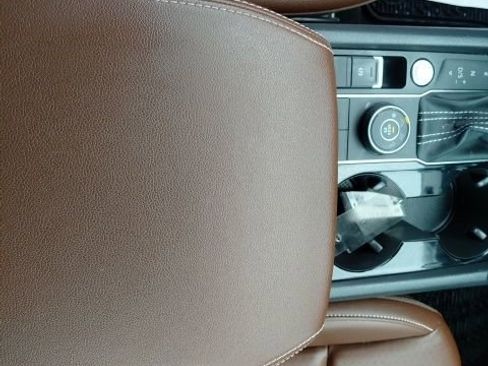 Used 2023 Volkswagen Atlas SE image 14