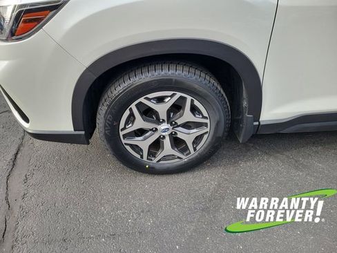 Used 2020 Subaru Forester Premium image 19