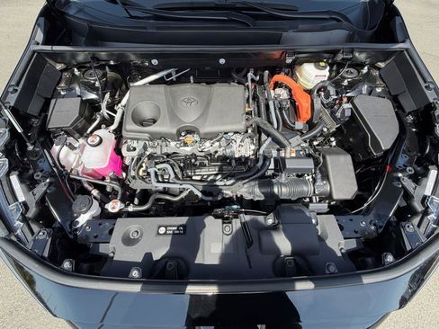 Certified 2025 Toyota RAV4 XLE w/ Convenience Package image 24